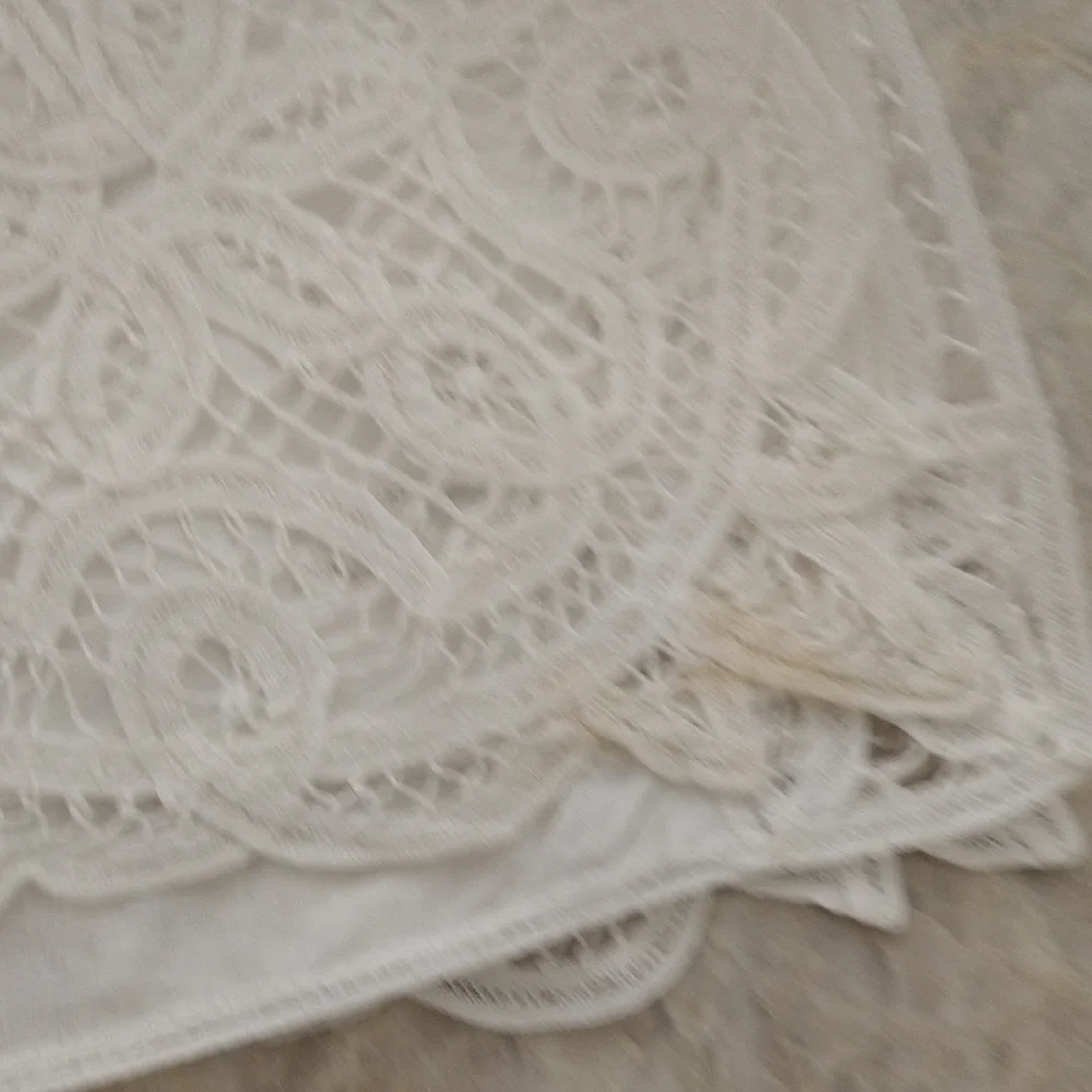 N/A beautiful white